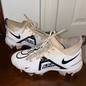 Boys baseball Cleats size 1 Y